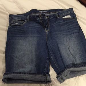 GAP Bermudas