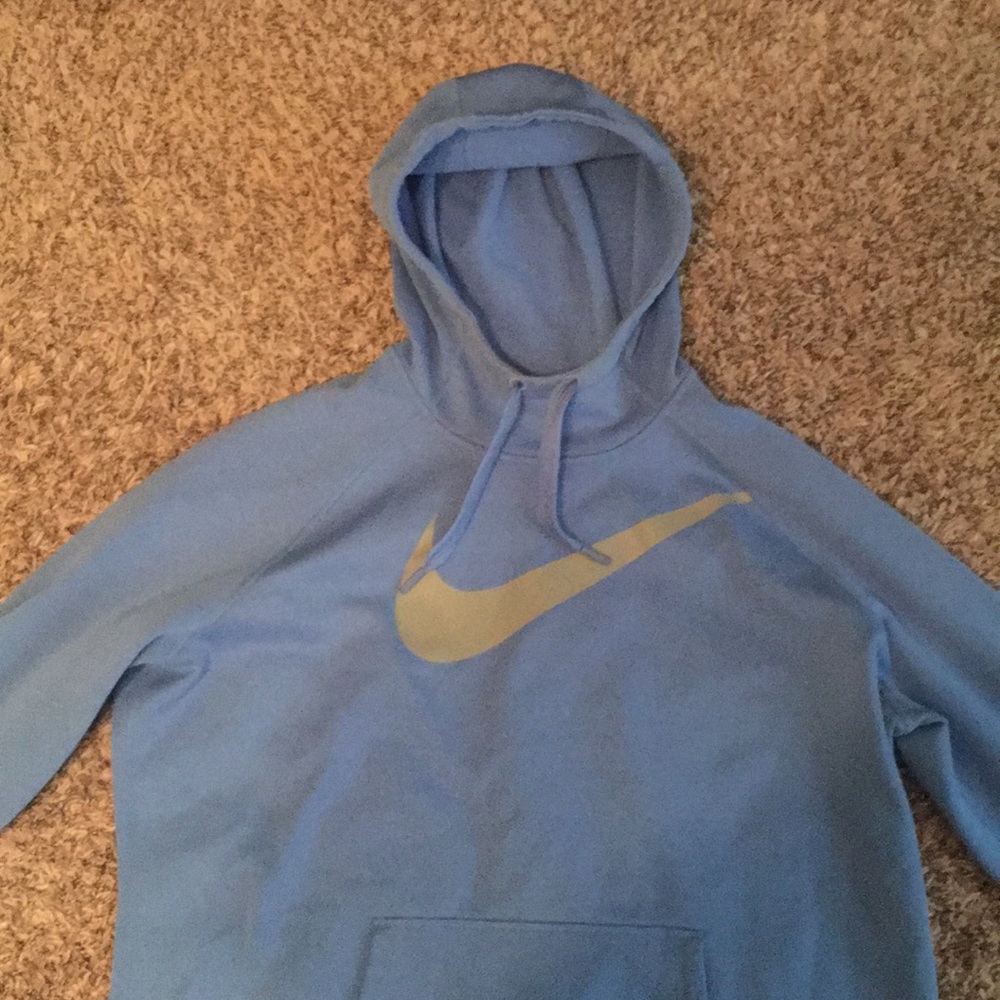 Nike therma fit hoodie