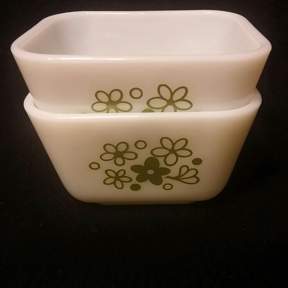 Pyrex Vintage Refrigerator Dishes Crazy Daisy