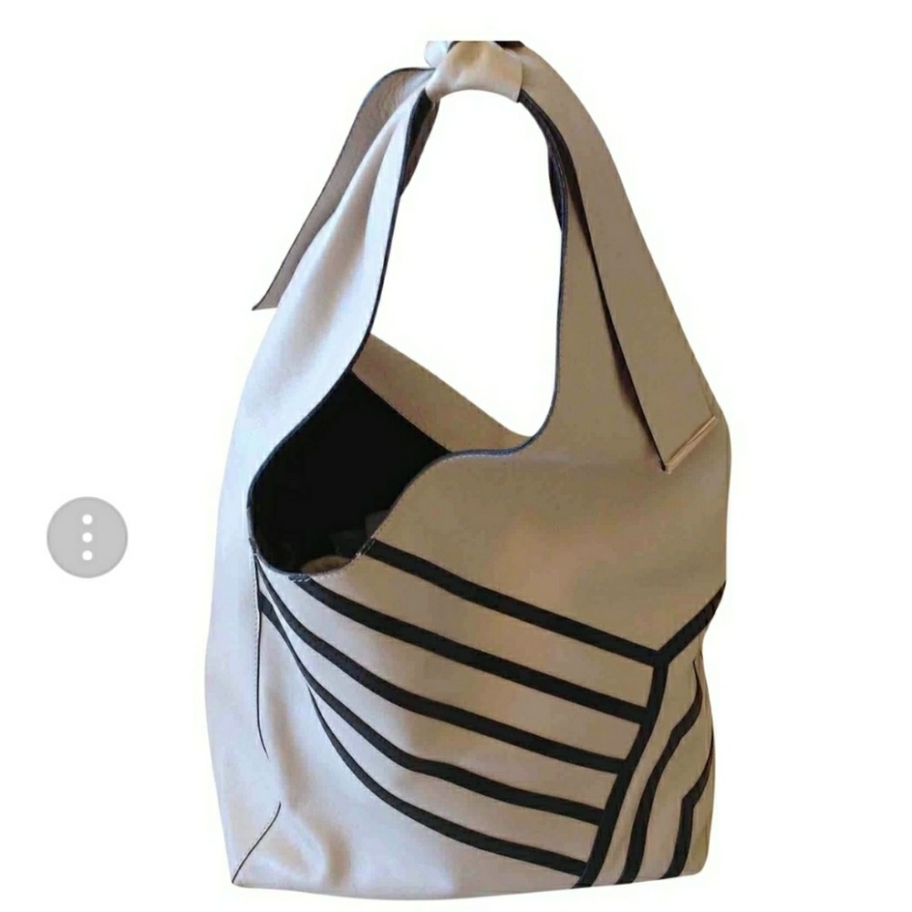 *****AUTHENTIC GERARD DAREL LEATHER TOTE*****