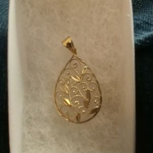 10k pendant