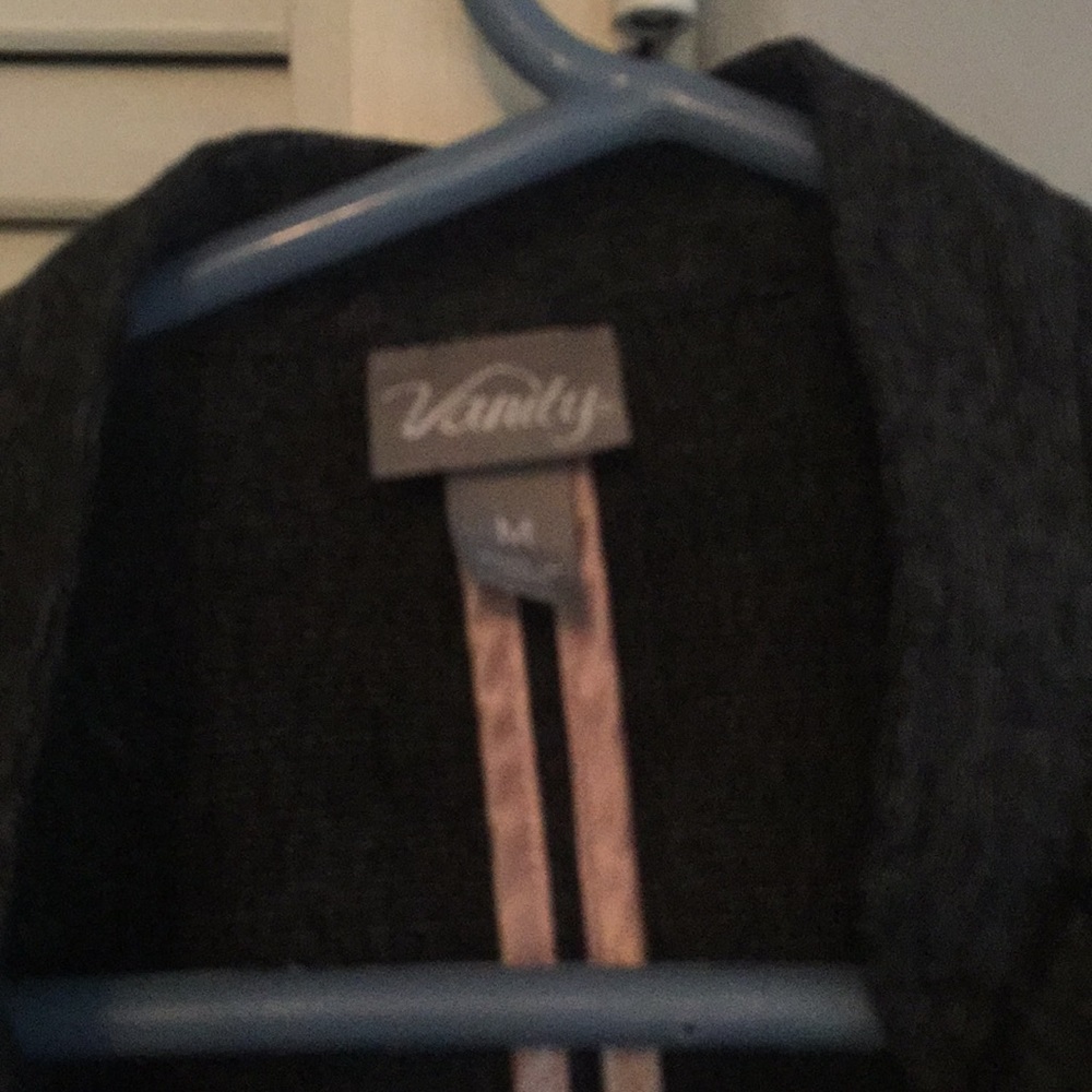 Ruffled Blazer - Picture 5 of 6