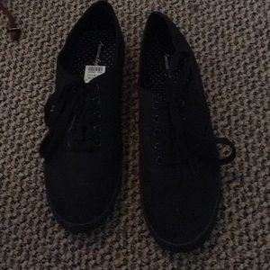 payless shoes vans