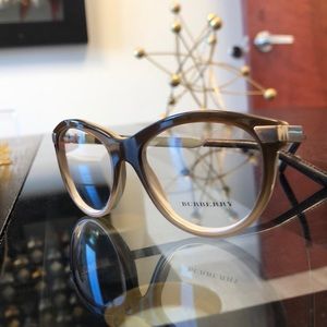 Burberry eye glasses