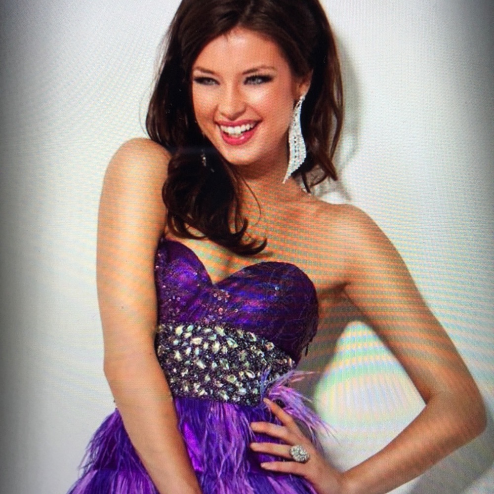 NEW JOVANI FEATHERED BLACK PARTY DRESS #158869