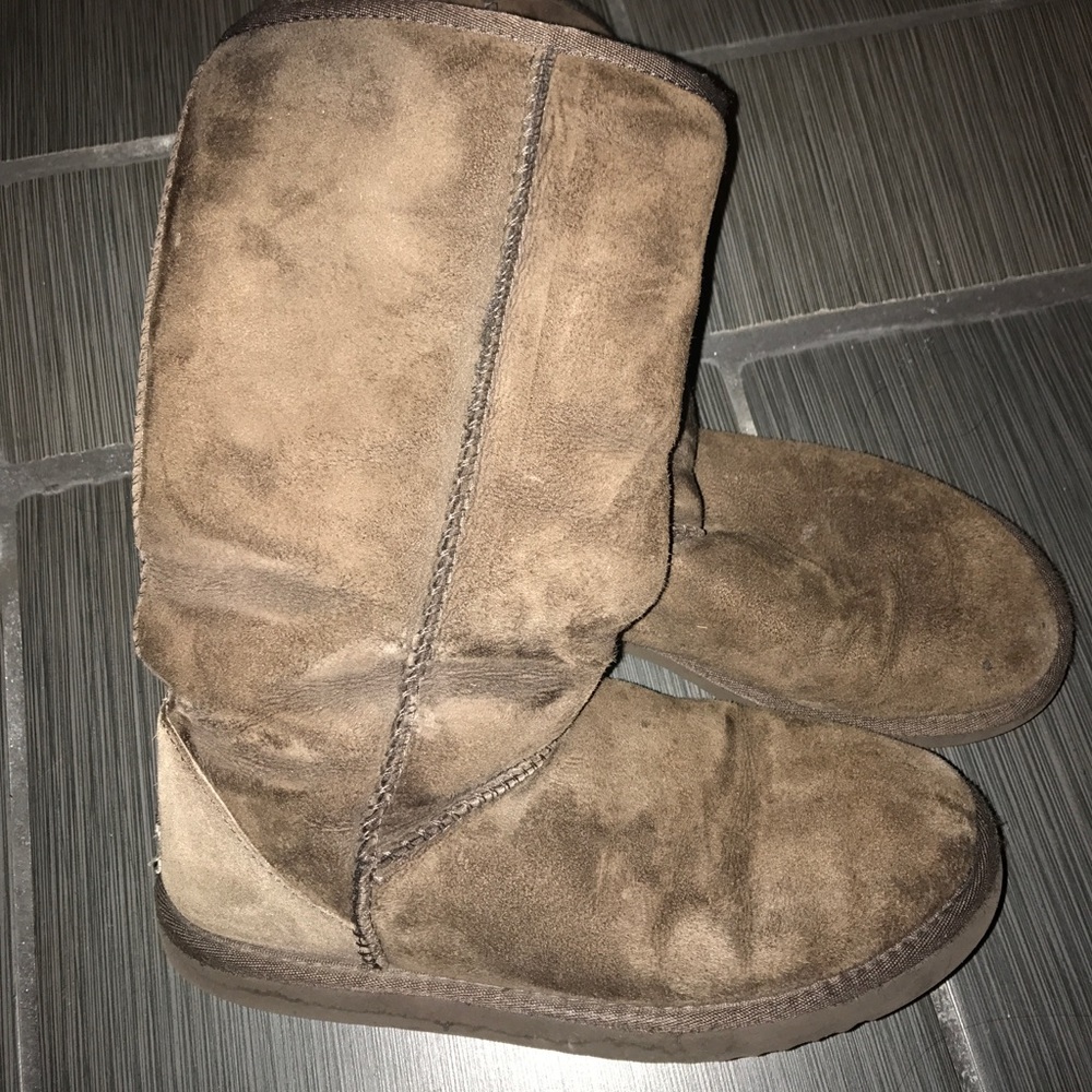 Ugg boots size 7