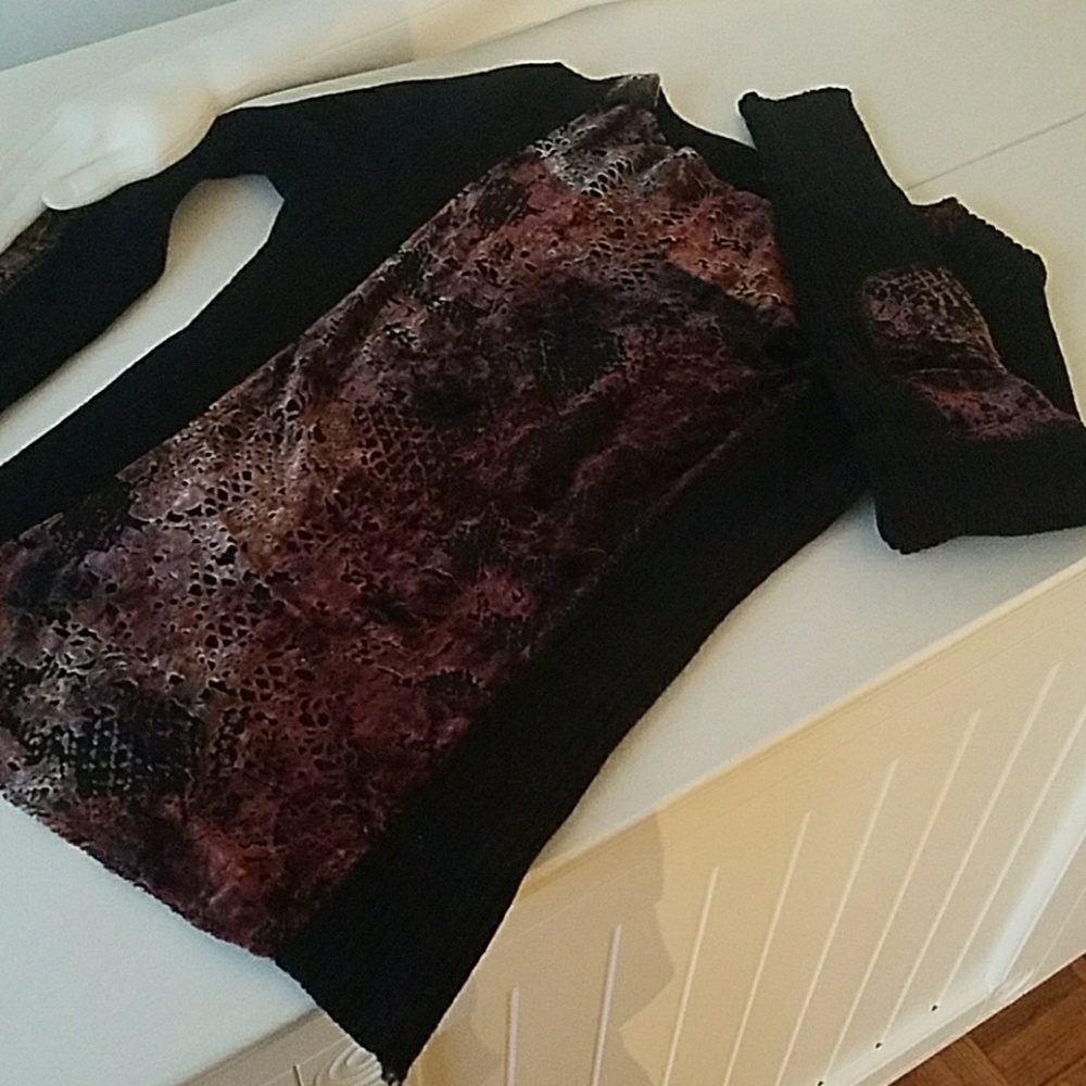 FASHIONISTA black scoop-neck IPSE knit sweater