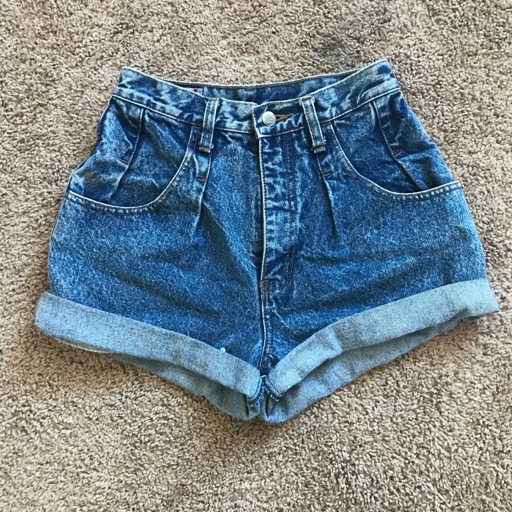 Vintage Style Mom Shorts