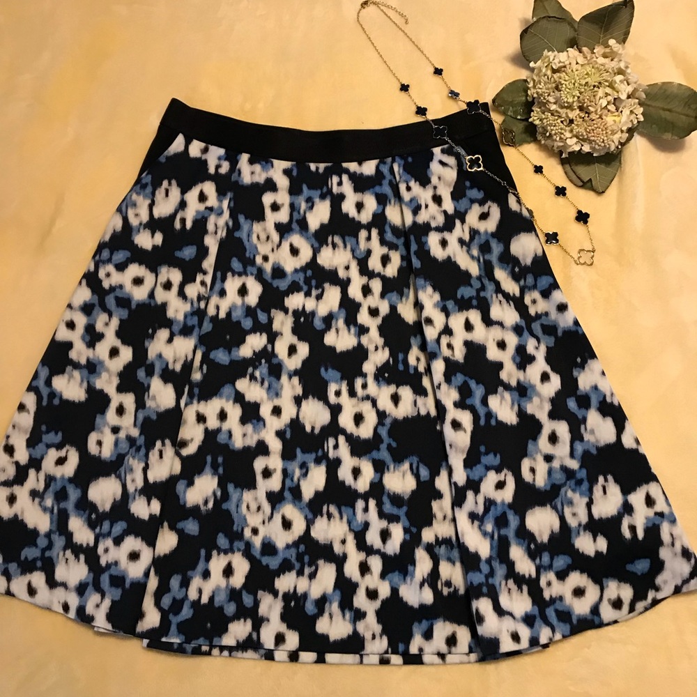 Ellen Tracy skirt