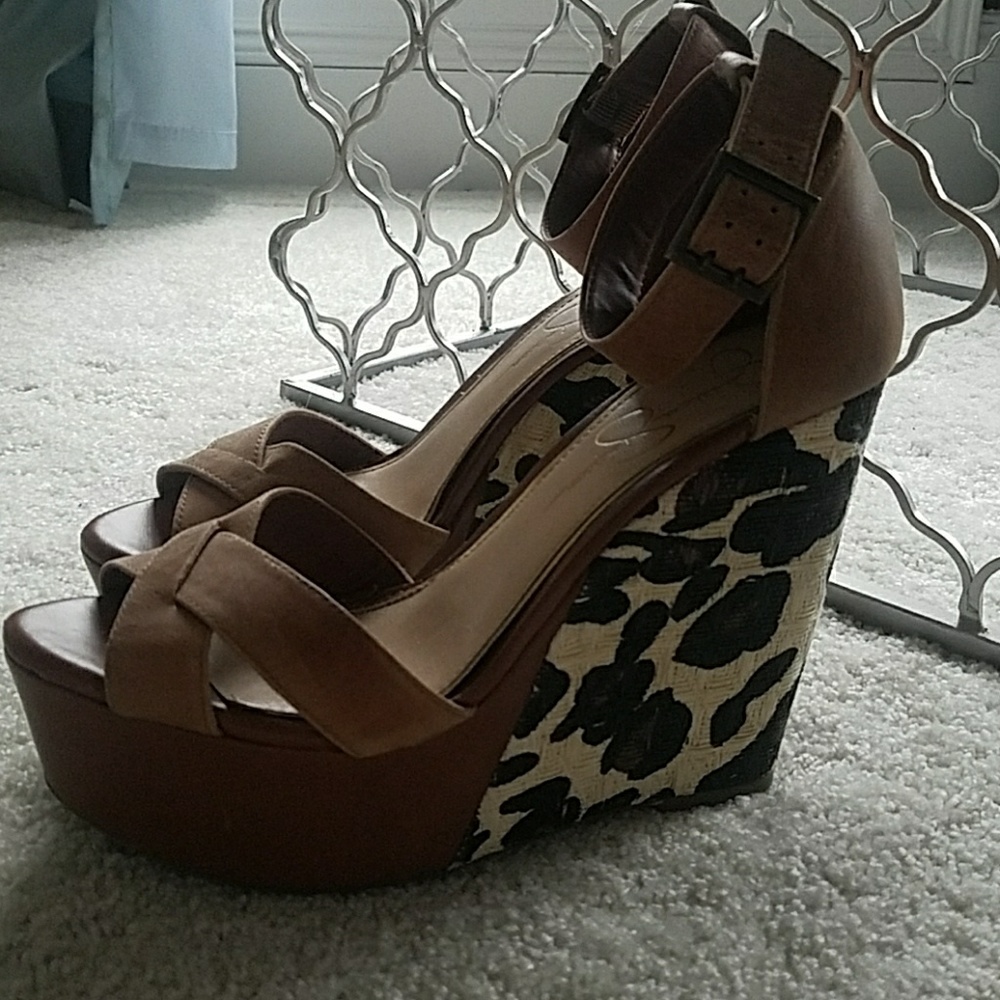 Jessica Simpson platforms - Picture 5 of 5