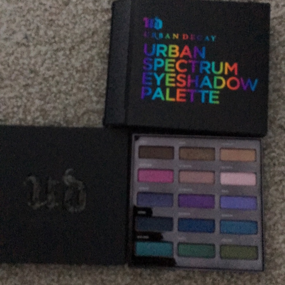 Urban Decay Eyeshadow Spectrum Palette.
