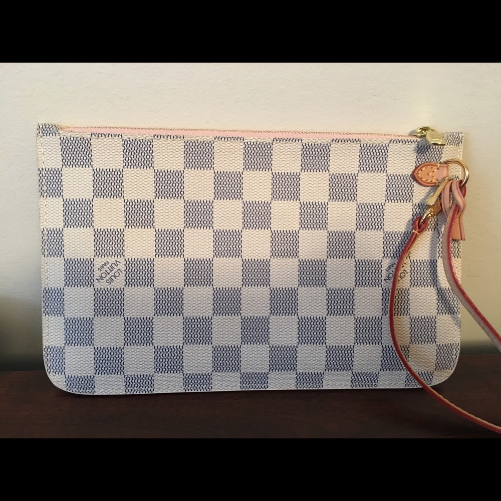 LV DAMIER AZUR POUCH WRISTLET