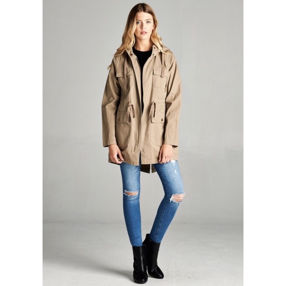 🚨LAST ONE🚨 Hooded Utility Jacket - Picture 3 of 7