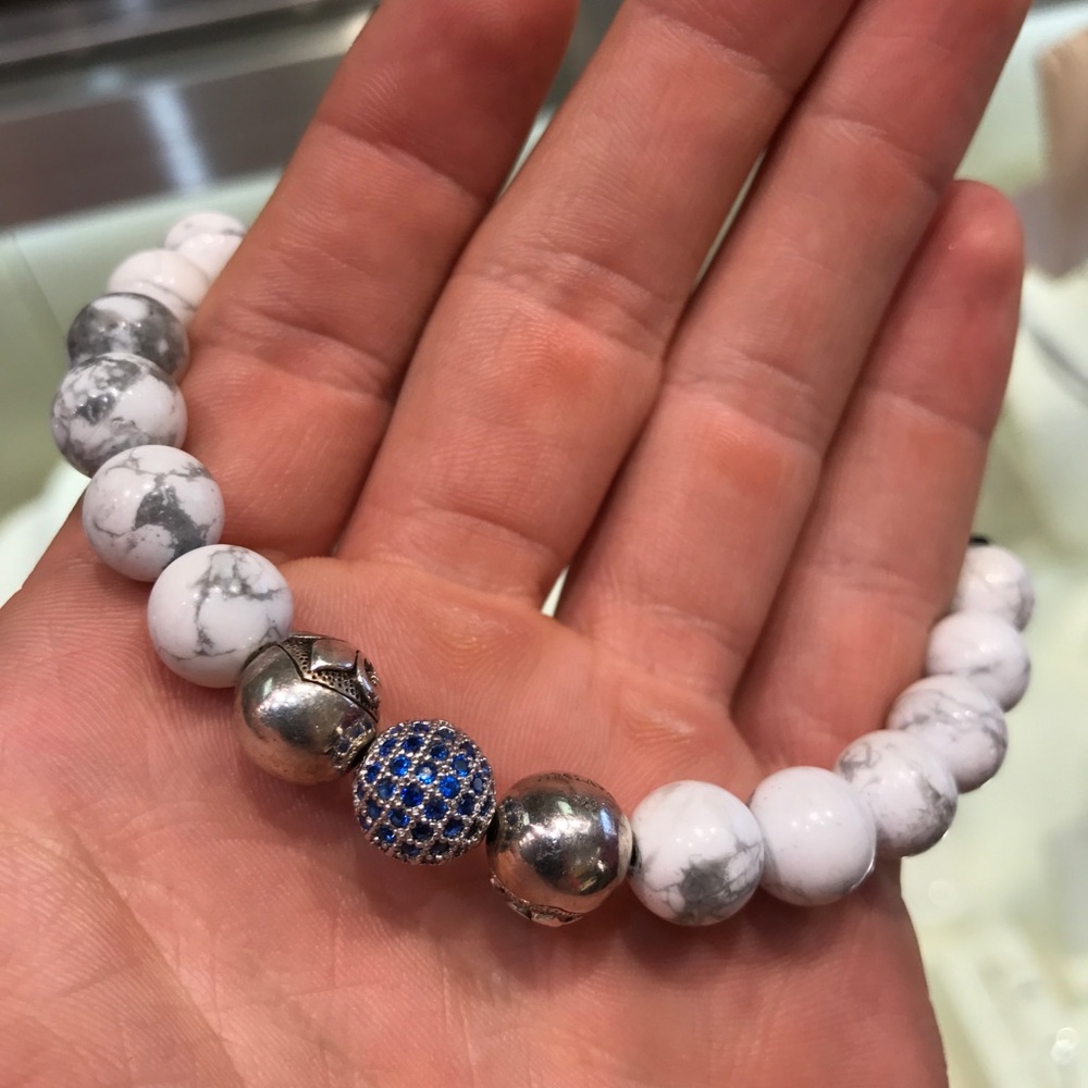 Nialaya Men’s Howlite Bracelet