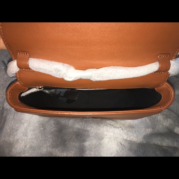 All Saints Arc Crossbody - Picture 5 of 8