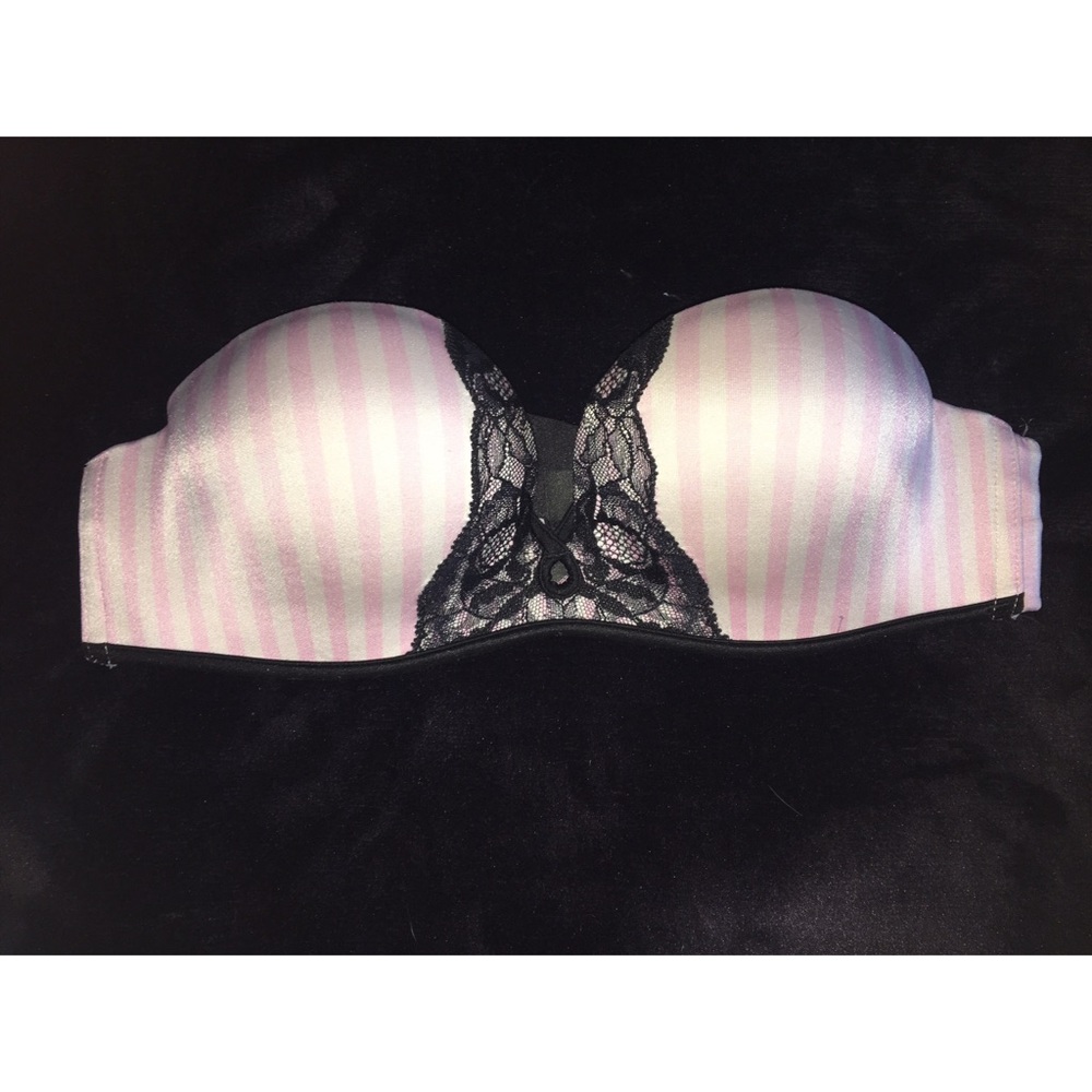 Victoria Secret bombshell