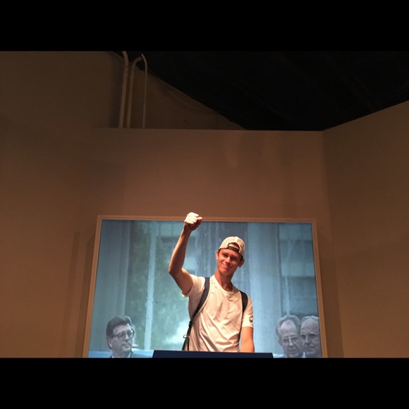 Meet your Posher, Benjamin - Picture 1 of 1