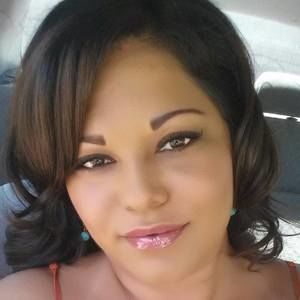 Meet your Posher, Ramona