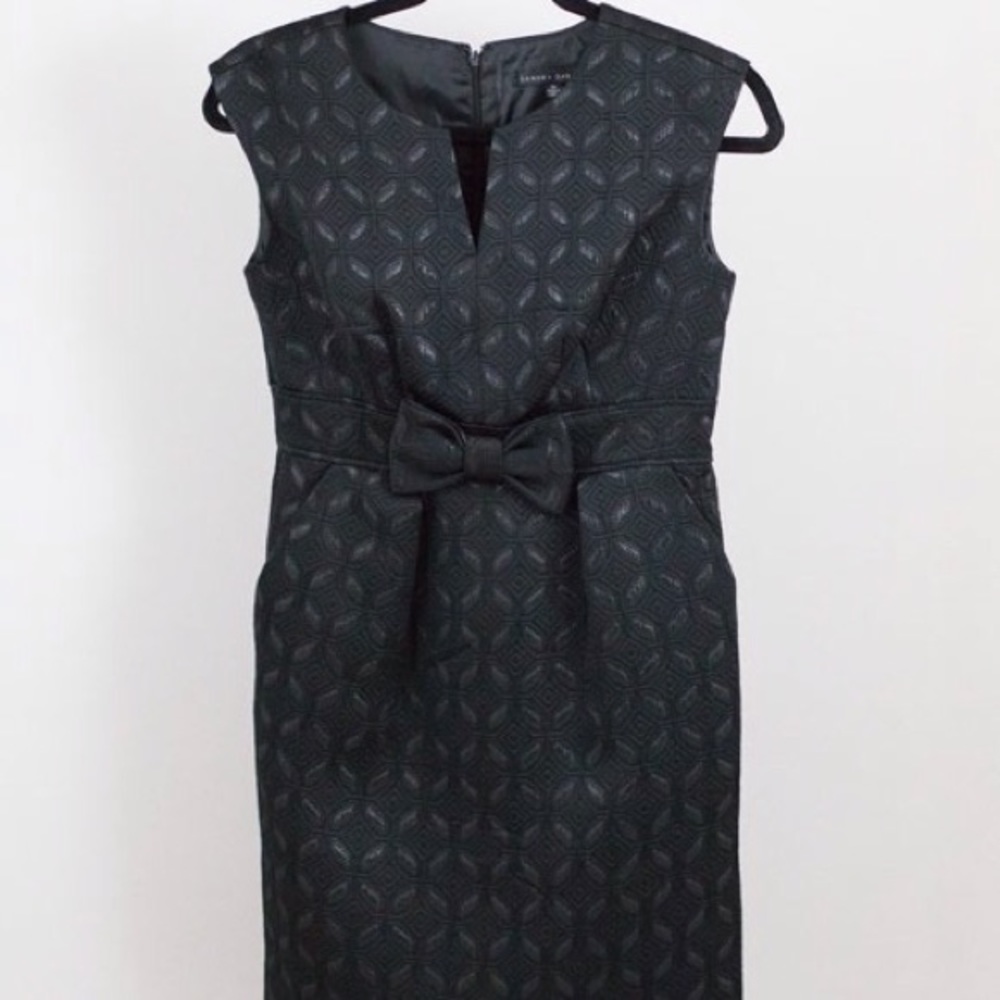 Sandra Darren Black Shimmer Shiny Pattern