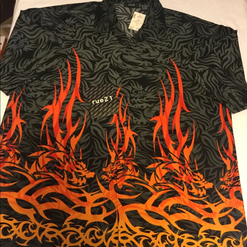 Rue 21  Dragon and Flames Shirt Sz L