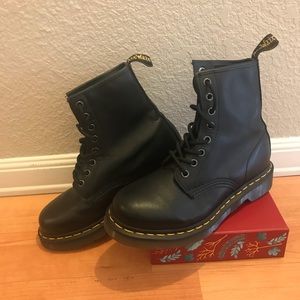 Doc Martens combat boots style 1460w