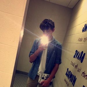 Meet your Posher, Joel