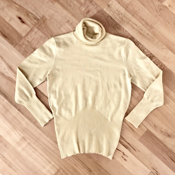 Banana Republic Sweaters - Banana Republic Yellow Turtleneck Sweater