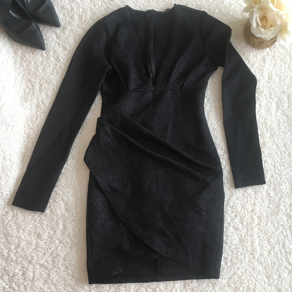 Black plunge v neck long sleeve mini dress