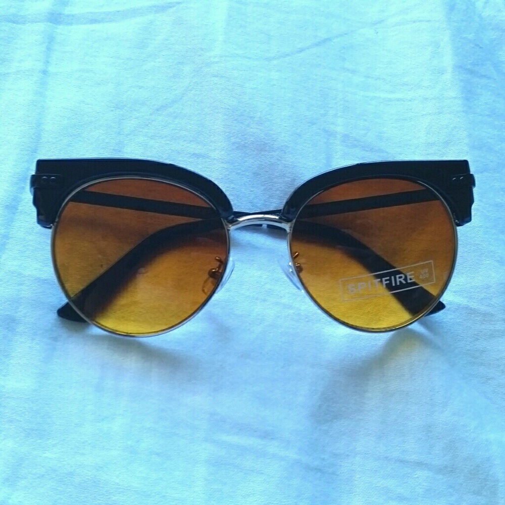 London Weather Sunnies