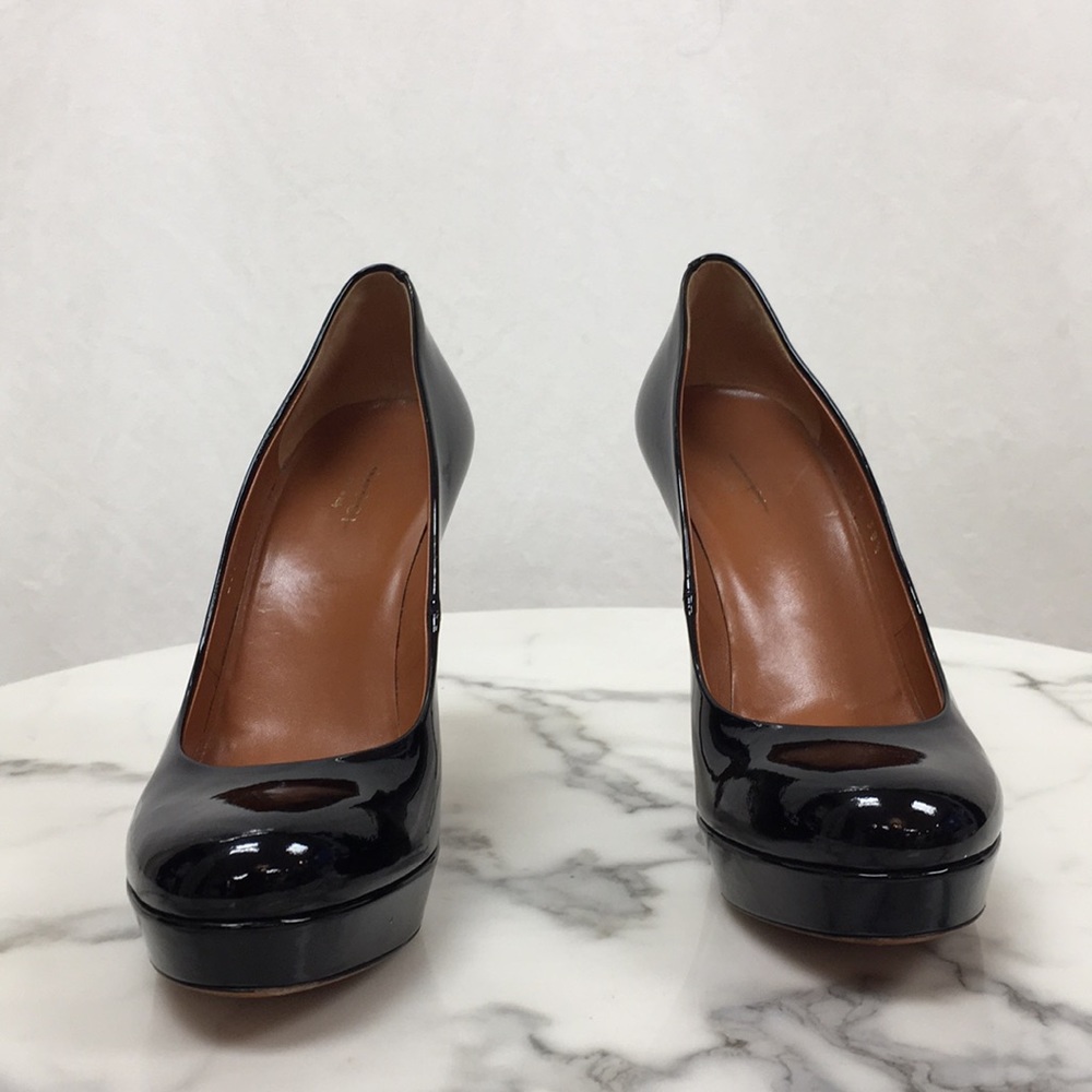 Gucci Black Patent Pump - Picture 2 of 8