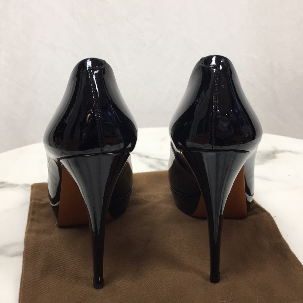 Gucci Black Patent Pump - Picture 7 of 8