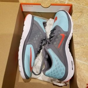 Women's Nike FS Lite Run 3 size 7