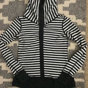 Lulu in a cinch sweatshirt