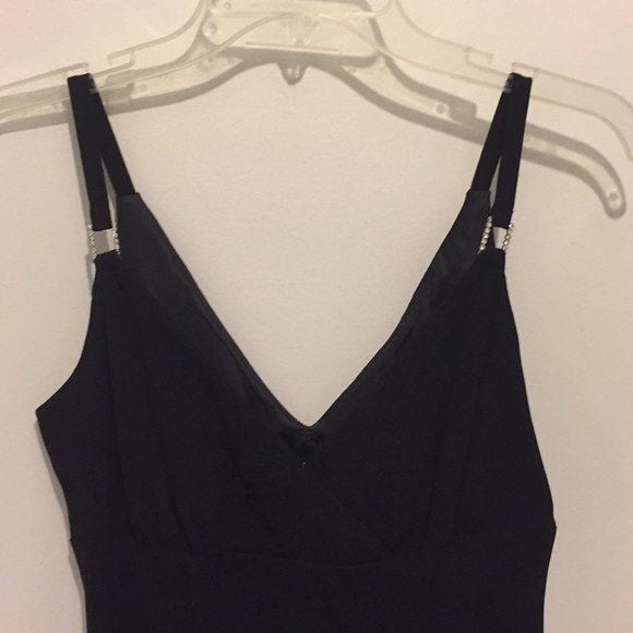 NWT Black cocktail dress - Picture 2 of 4