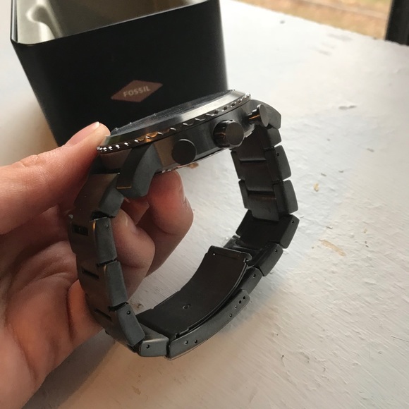 Men’s Fossil Watch - Picture 3 of 4