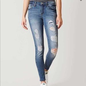 Kancan midrise skinny jeans sz 27