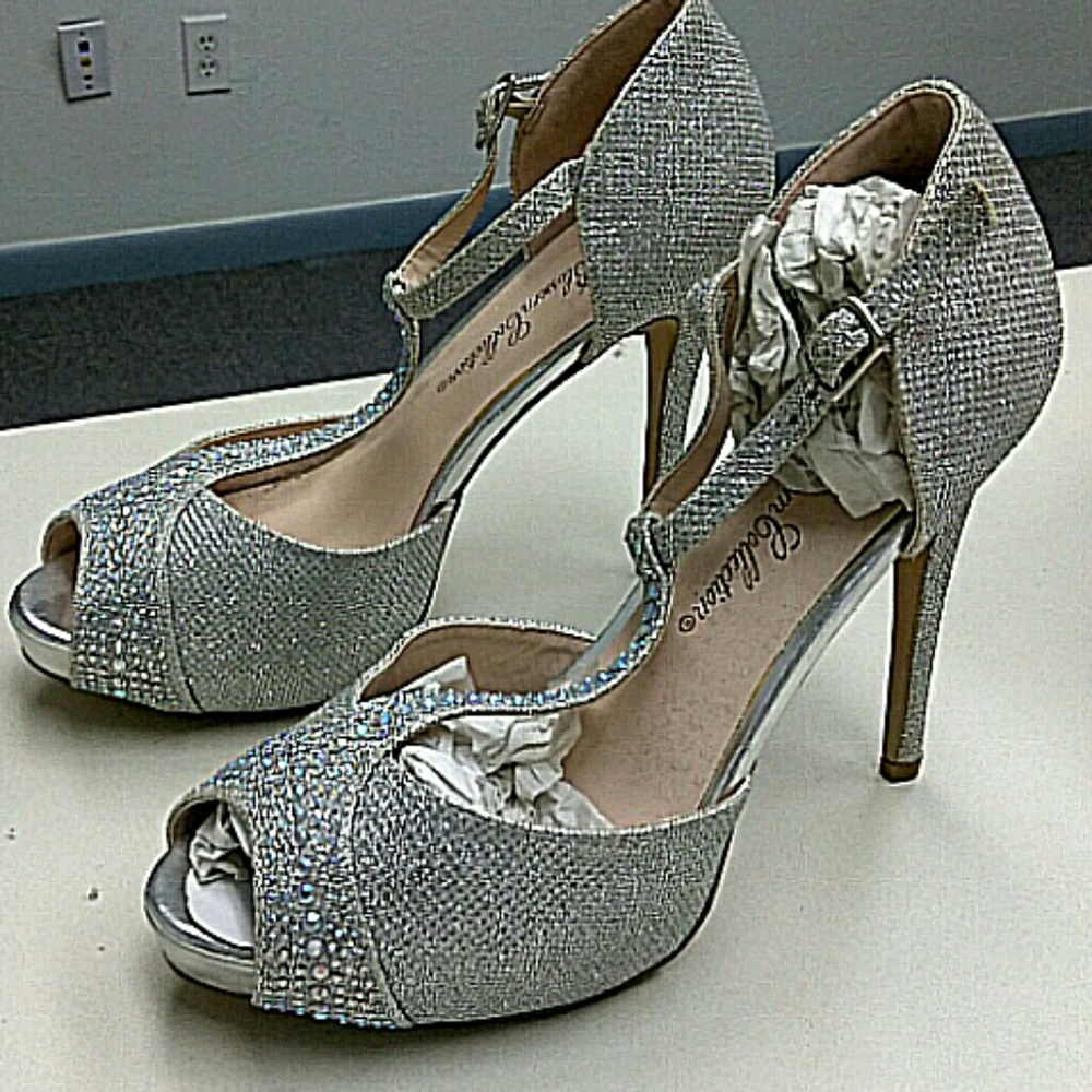 Shimmering Rhinestone shoes - Picture 2 of 4