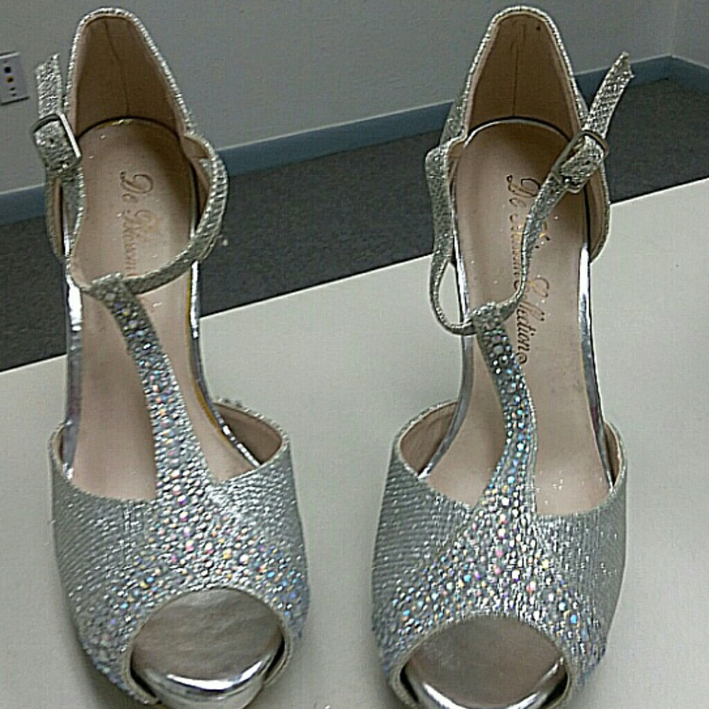Shimmering Rhinestone shoes - Picture 4 of 4