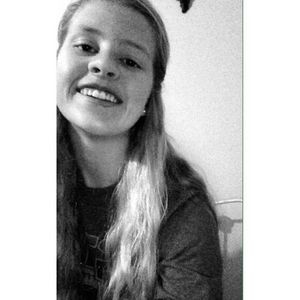 Meet your Posher, Abby