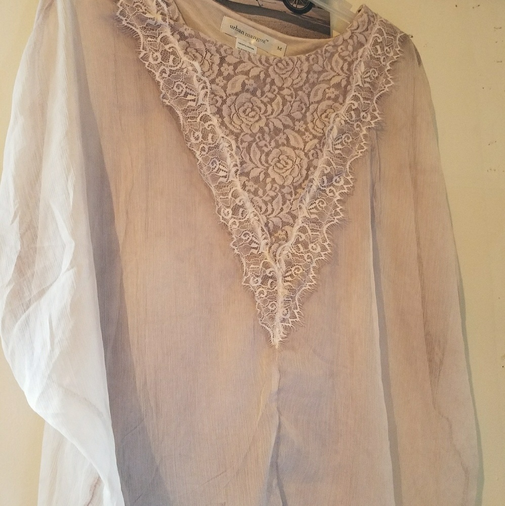 Medium blouse
