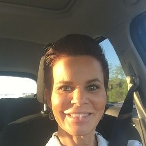 Meet your Posher, Nikki