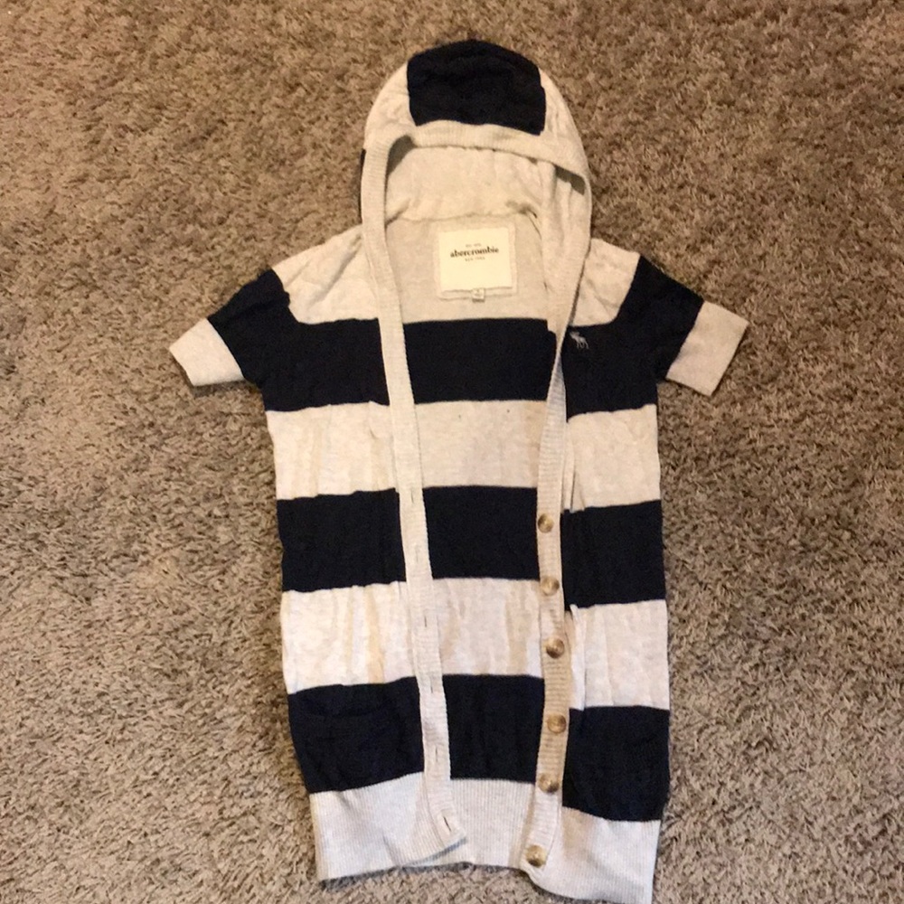 KIDS Abercrombie short sleeved cardigan
