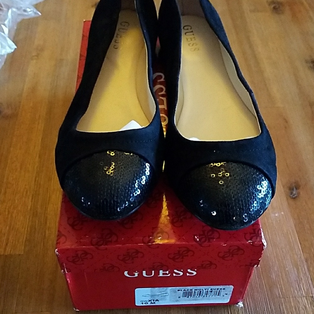 NWOT Guess Black Suede Sequin Ballet Flats