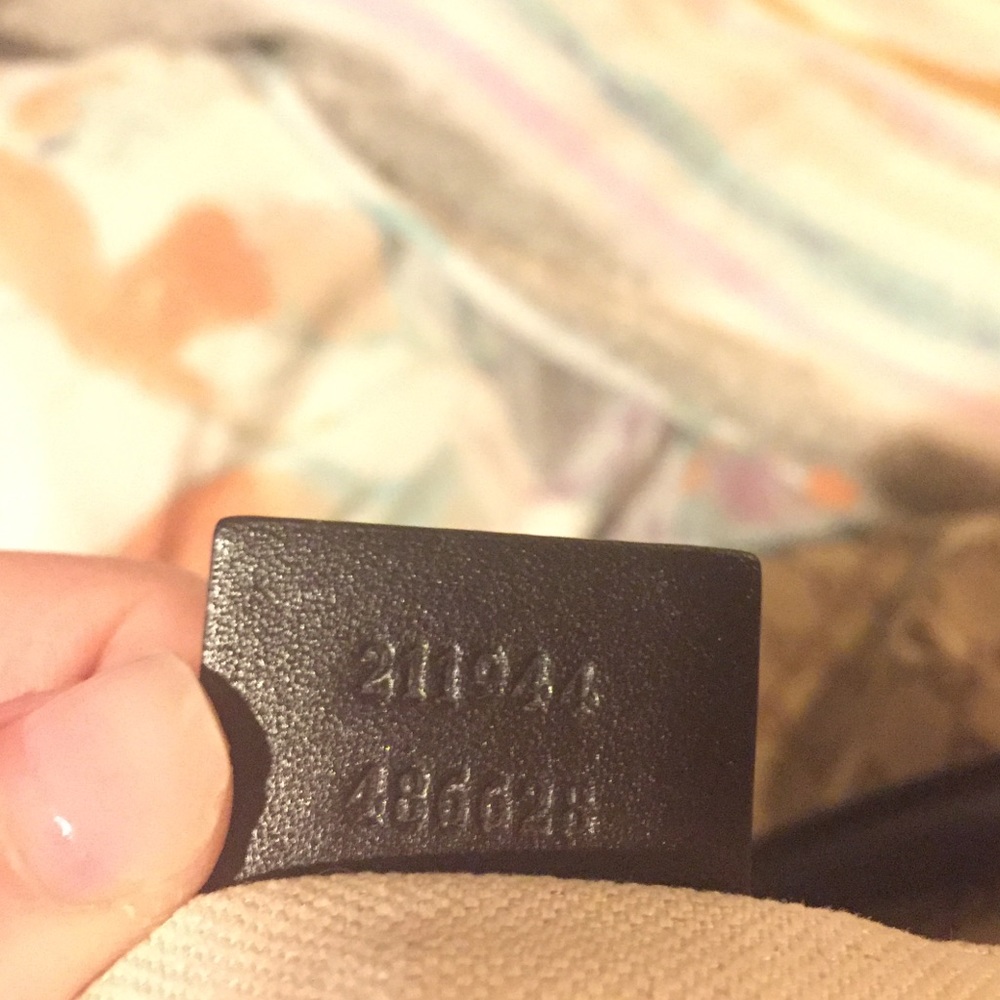 More picture of Gucci sukey