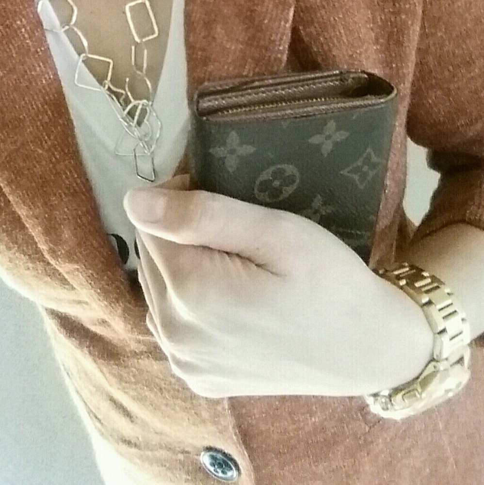 Louis Vuitton Mono Billet Tresor Bifold