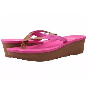 UGG Ruby Size 8 Pink