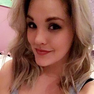 Meet your Posher, Leigh anne