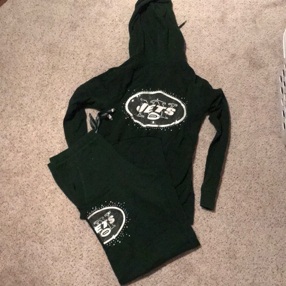 VS Pink Jets Outfit