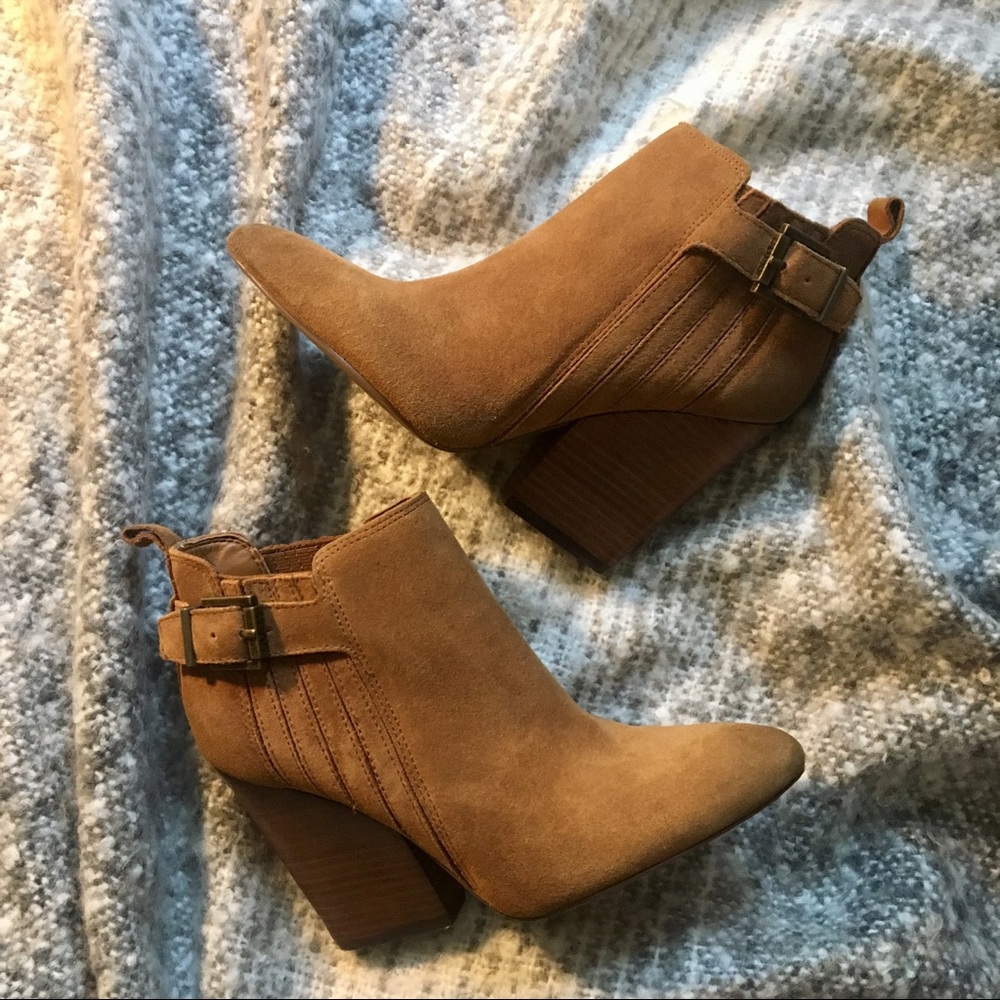 HP Guess Ankle Boots