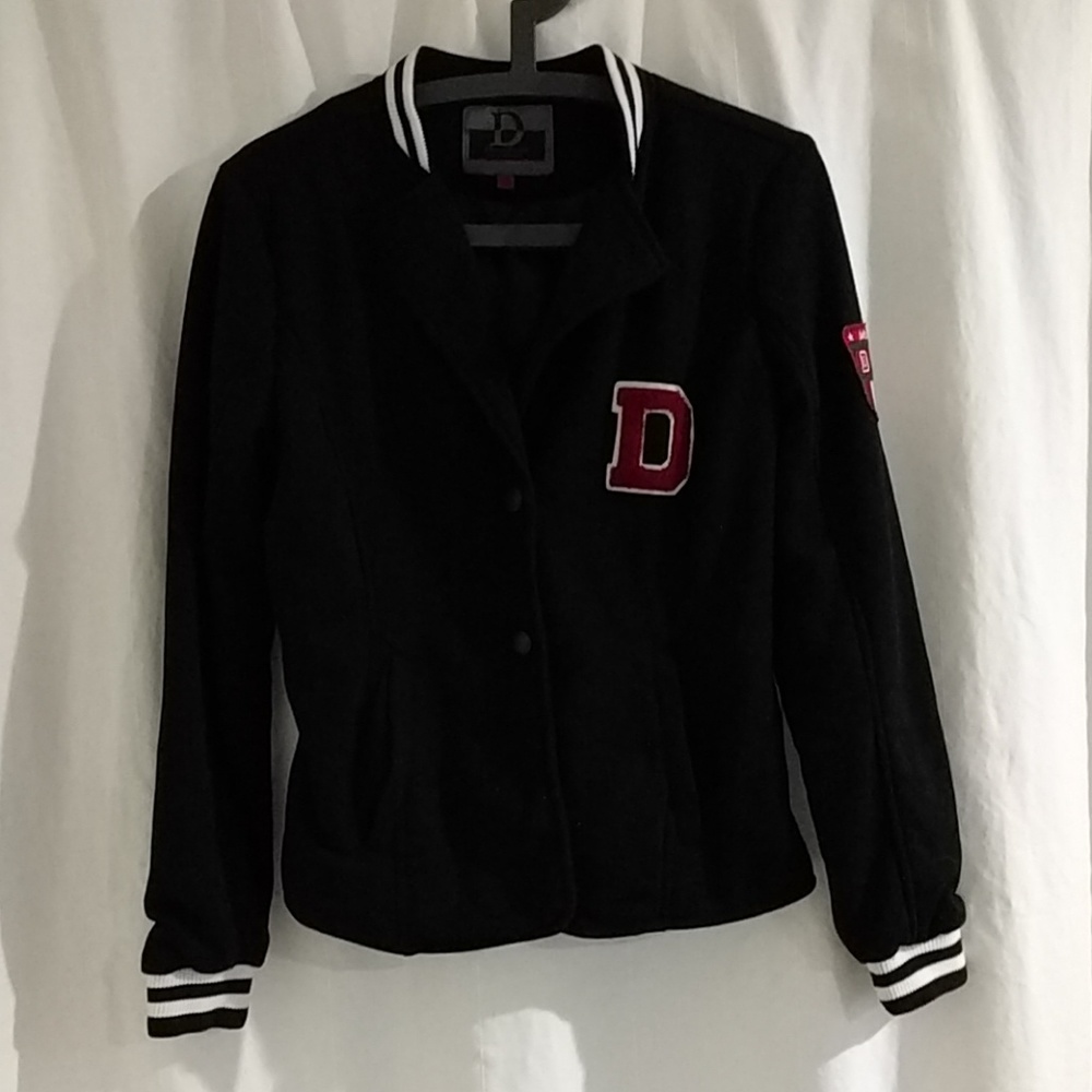 Size M - Picture 2 of 4